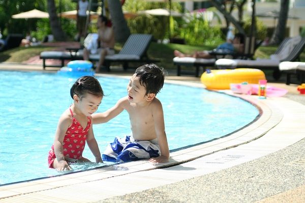 Quels sont les avantages d’une piscine coque ?